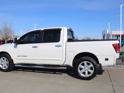 Used 2013 Nissan Titan SL w/ Moonroof Pkg image 4