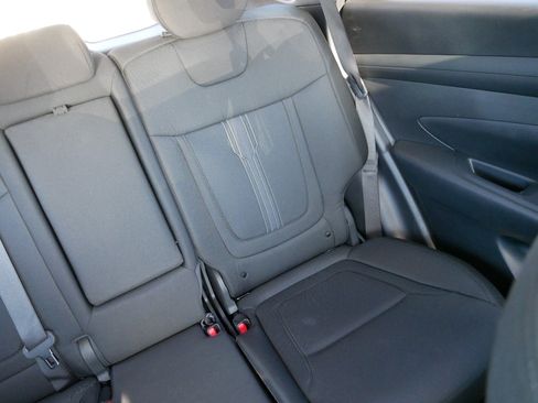 Used 2025 Hyundai Tucson SEL AWD/4WD image 14
