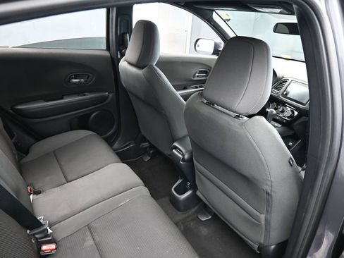 Used 2021 Honda HR-V Sport image 41