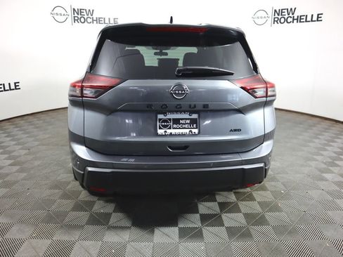 New 2026 Nissan Rogue Dark Armor image 6