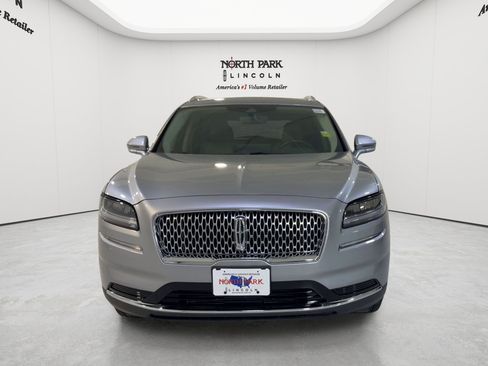 Used 2023 Lincoln Nautilus AWD w/ Premium Package image 14
