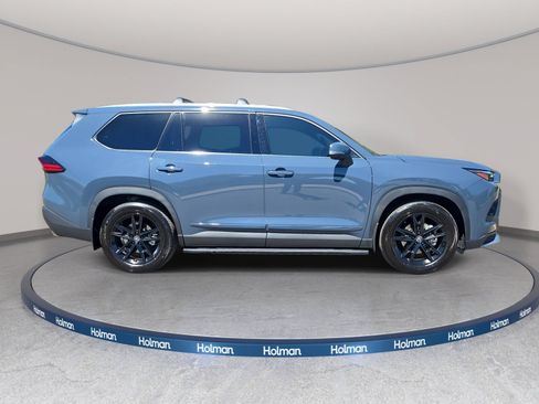 Used 2025 Toyota Grand Highlander AWD Hybrid image 5