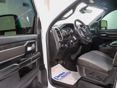 Used 2024 RAM 2500 Big Horn w/ Off Road Package image 3