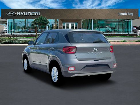 New 2026 Hyundai Venue SE image 5