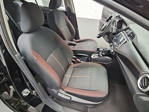 Used 2021 Nissan Versa SR w/ Convenience Package image 33