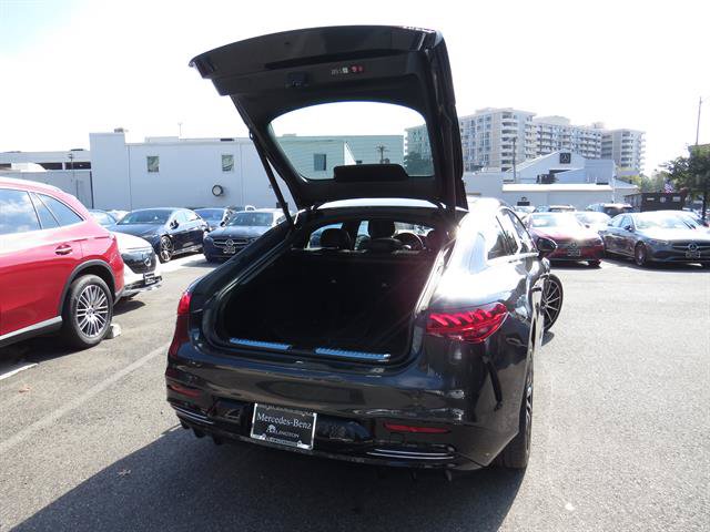 Used 2023 Mercedes-Benz EQS 580 4MATIC Sedan image 32