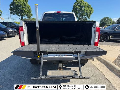 Used 2017 Ford F250 Platinum w/ Platinum Ultimate Package AWD/4WD image 31