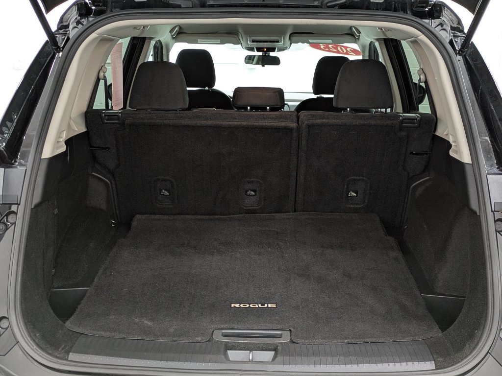 Used 2023 Nissan Rogue S AWD/4WD image 11
