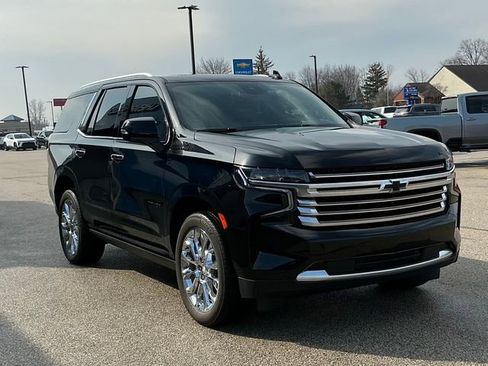 Used 2023 Chevrolet Tahoe High Country w/ Premium Package 2 AWD/4WD image 17