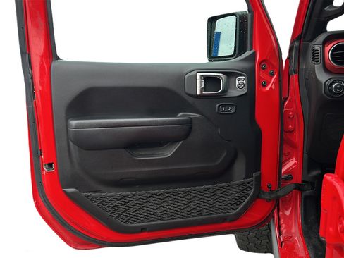 Used 2023 Jeep Gladiator Rubicon AWD/4WD image 10