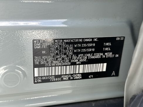 Used 2021 Toyota RAV4 XLE Premium image 35