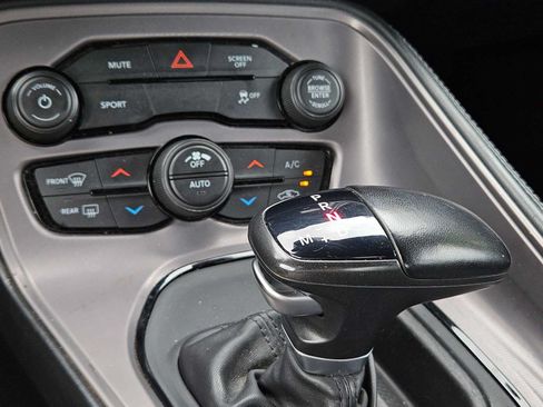 Used 2023 Dodge Challenger SXT RWD image 23