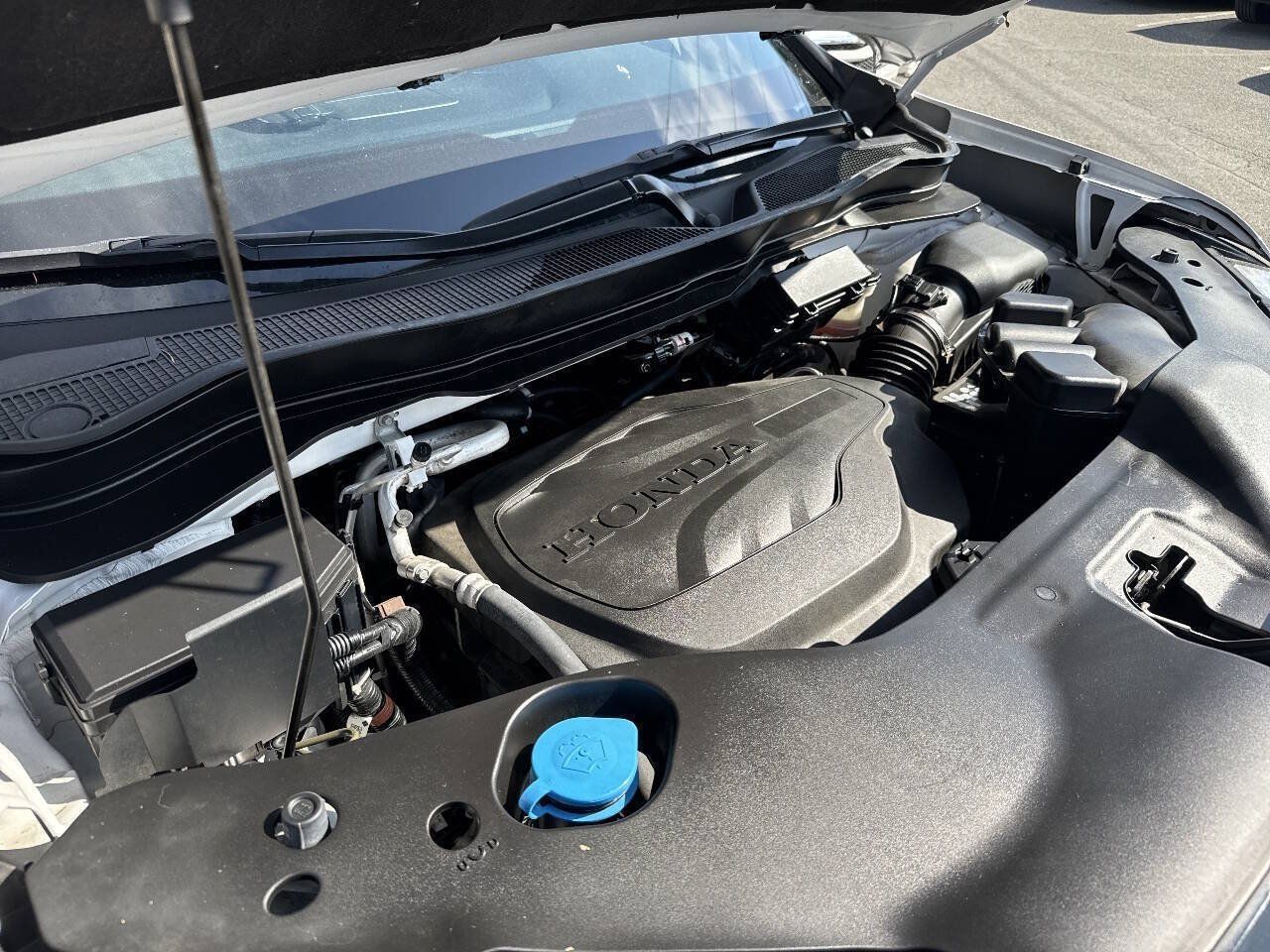 Used 2023 Honda Passport Elite image 16