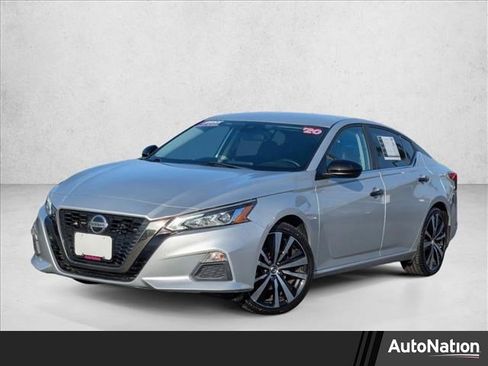 Used 2020 Nissan Altima 2.5 SR image 1