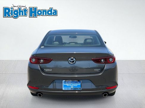Used 2024 MAZDA MAZDA3 s FWD image 5