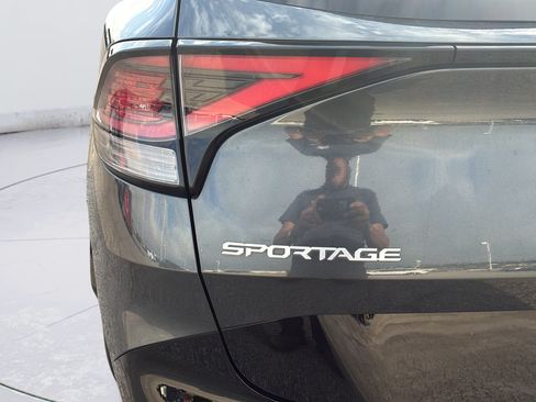Used 2024 Kia Sportage SX FWD image 39