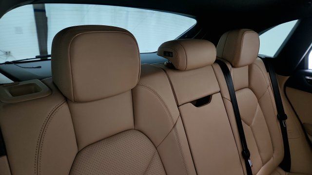 Used 2019 Porsche Macan S AWD/4WD image 37