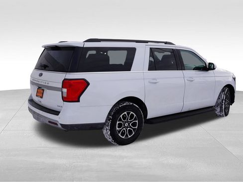 Certified 2024 Ford Expedition Max XLT image 5