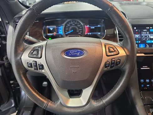 Used 2019 Ford Taurus Limited AWD/4WD image 19