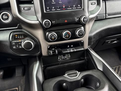 Used 2020 RAM 1500 Big Horn AWD/4WD image 18