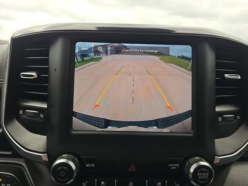 Used 2022 RAM 1500 Laramie w/ Sport Appearance Package AWD/4WD image 14
