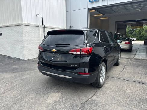 Used 2024 Chevrolet Equinox LT AWD/4WD image 3