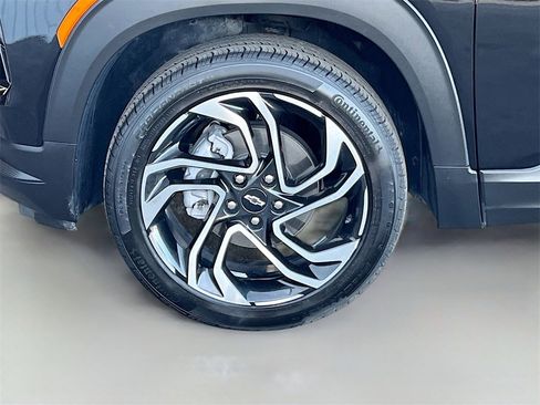 Used 2024 Chevrolet TrailBlazer RS w/ Convenience Package image 32