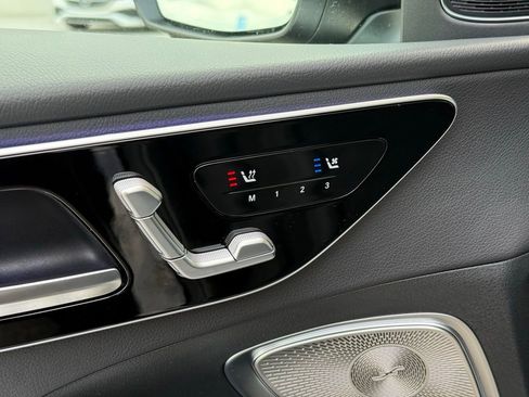 New 2026 Mercedes-Benz C 300 Sedan image 4