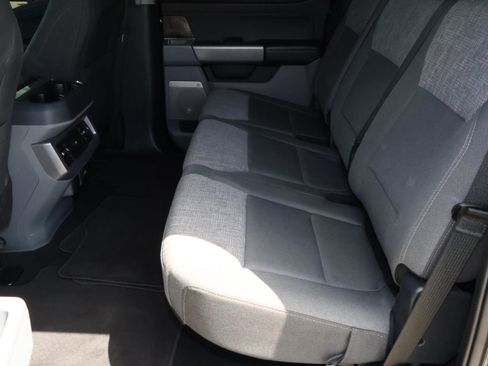 Used 2024 Ford F250 XLT w/ XLT Premium Package image 21