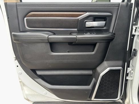 Used 2022 RAM 2500 Laramie image 27