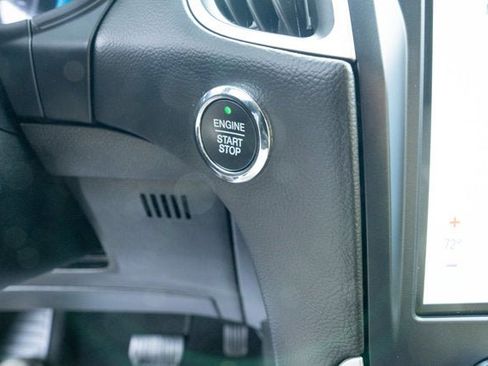 Used 2022 Ford Edge SE image 21