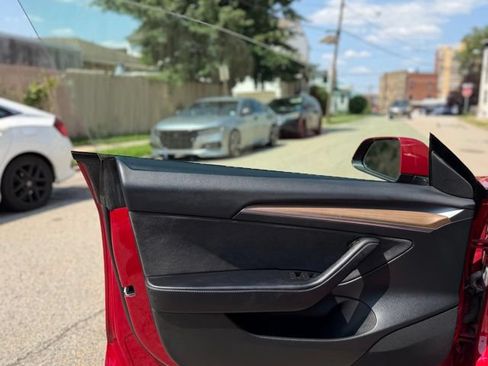 Used 2023 Tesla Model 3 Standard Range RWD image 17