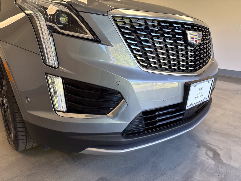 Used 2022 Cadillac XT5 Premium Luxury w/ Platinum Package AWD/4WD image 6