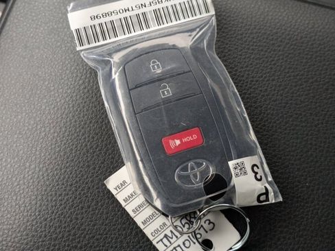 New 2026 Toyota Tacoma SR5 image 32