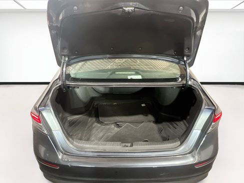 Used 2024 Honda Accord EX image 18