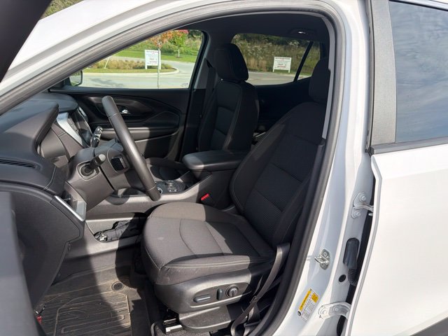 Used 2023 GMC Terrain SLE w/ Driver Convenience Package AWD/4WD image 14