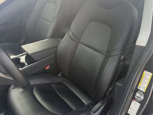 Used 2018 Tesla Model 3 Long Range RWD image 6