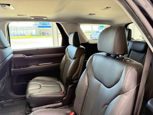 Used 2021 Hyundai Palisade SEL w/ Premium Package image 19