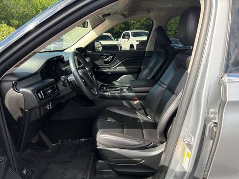 Used 2021 Lincoln Aviator AWD w/ Elements Package image 10