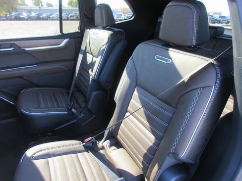 New 2026 GMC Acadia Denali Ultimate image 14