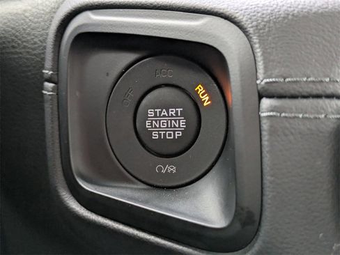 Used 2024 Jeep Wrangler Rubicon image 46