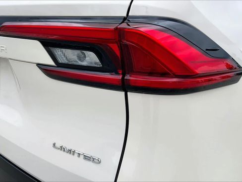 Certified 2024 Toyota Grand Highlander AWD Hybrid image 30