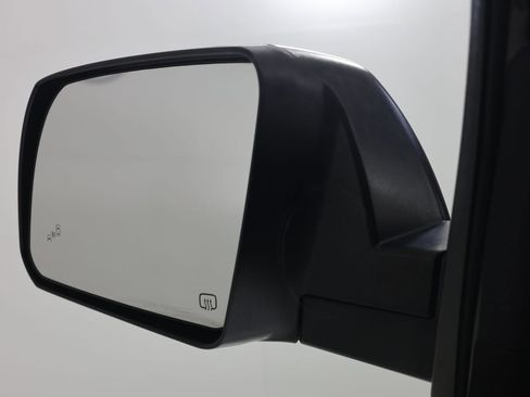 Used 2021 Toyota Tundra SR5 w/ Trail Edition image 14