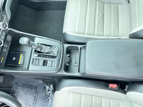 Used 2024 Honda CR-V Sport Touring image 19