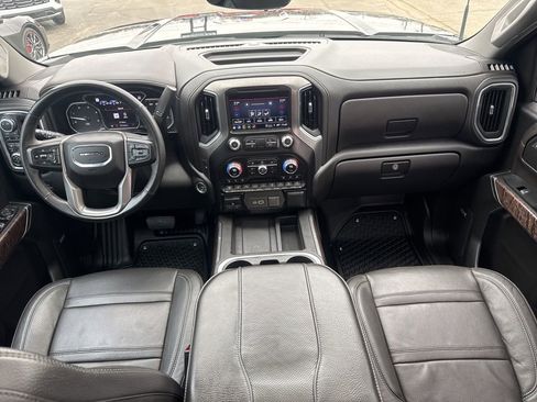 Used 2023 GMC Sierra 3500 Denali w/ Denali Black Diamond Edition AWD/4WD image 26