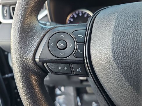 Certified 2020 Toyota RAV4 XLE AWD/4WD image 11