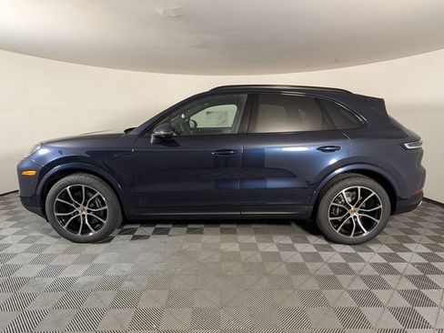 New 2026 Porsche Cayenne AWD/4WD image 2