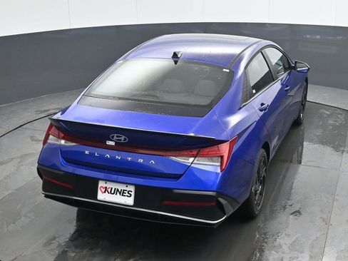 New 2026 Hyundai Elantra SEL Sport Premium FWD image 35