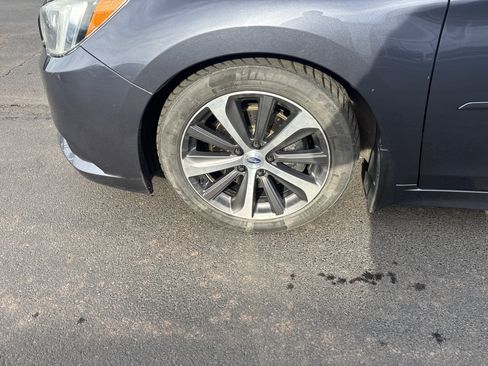 Used 2015 Subaru Legacy 3.6R Limited image 11