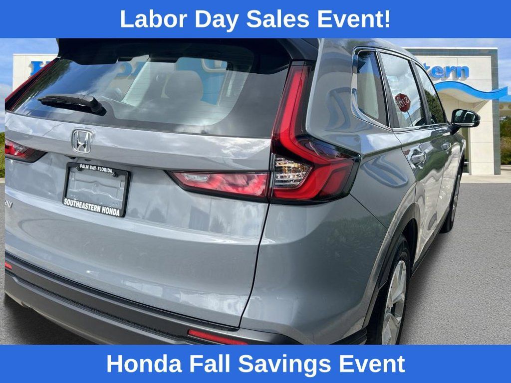 Used 2024 Honda CR-V LX image 9